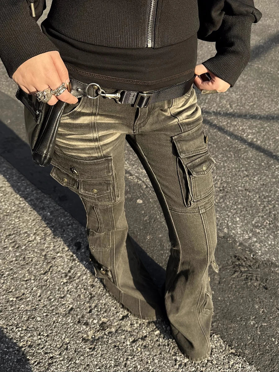 Vaqueros Cargo de Mujer de Talle Bajo | Estilo Distressed Acampanados Retro Urbano.