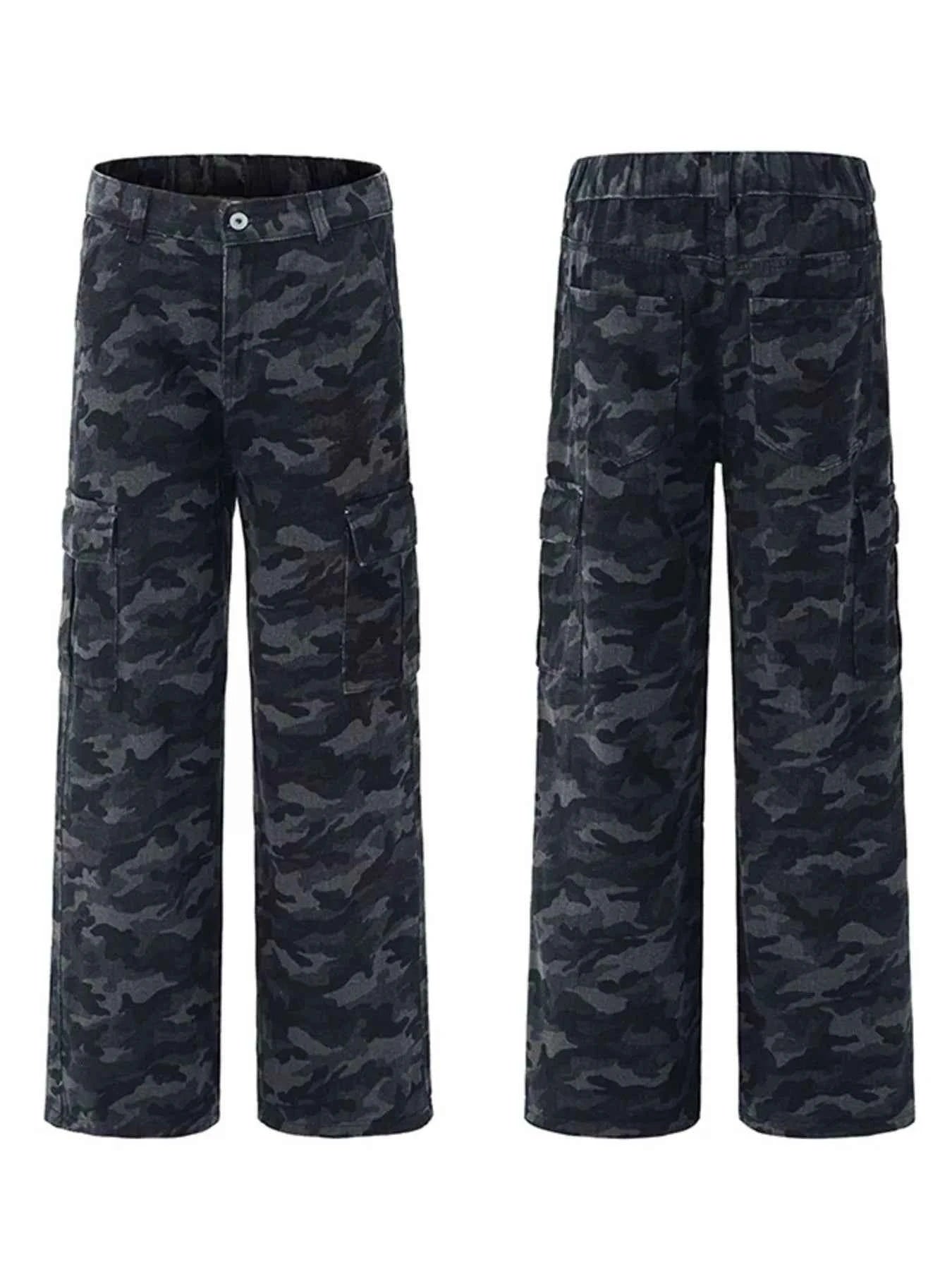 Men's Relaxed Fit Camo Cargo Pants