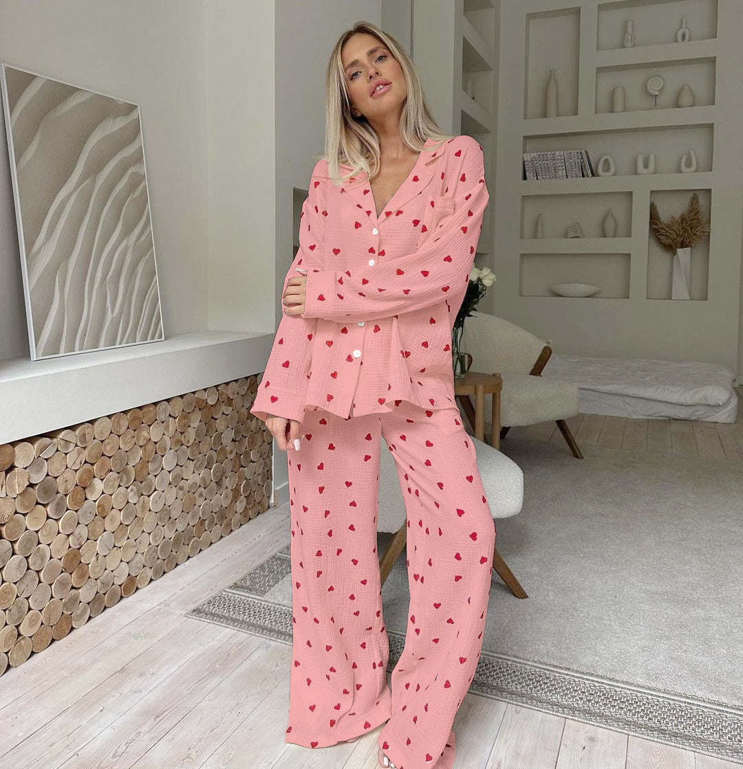 Pijama de dos piezas con estampado de corazones para mujer