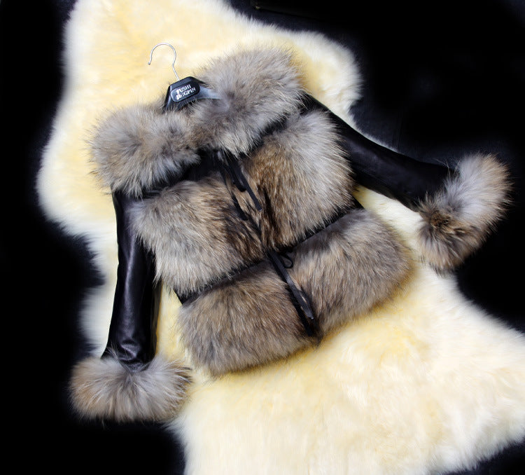 Women’s Faux Fur Jacket – Chic & Cozy