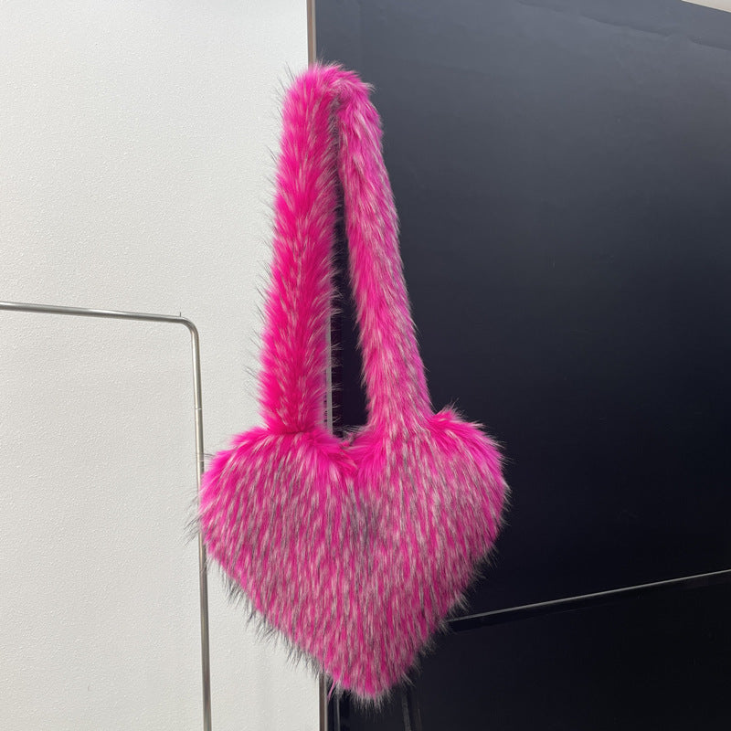 Heart-Shape Plush Crossbody Bag – Winter Fleece Shoulder Bag