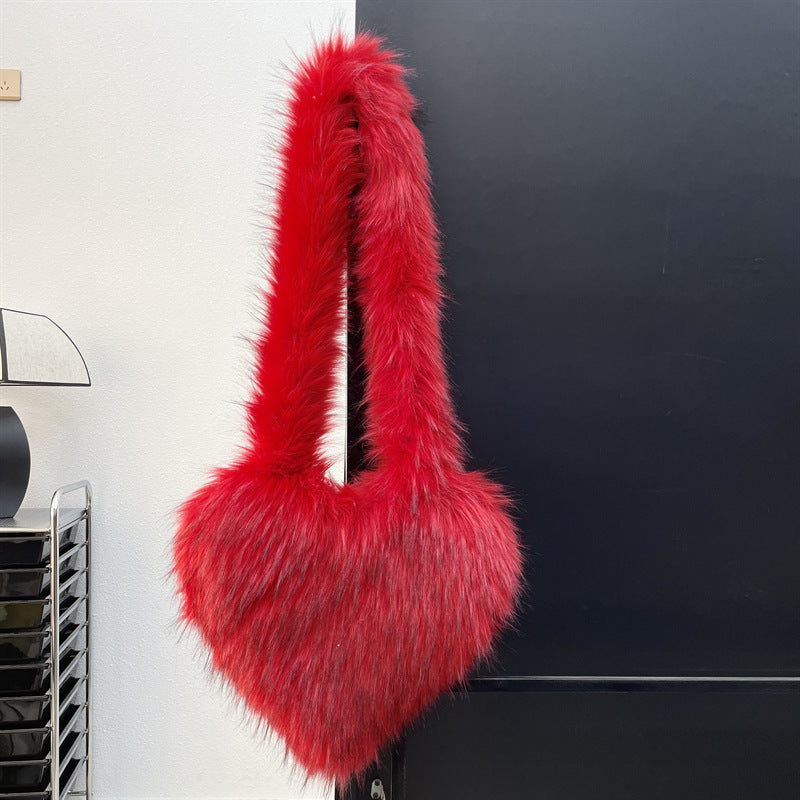 Heart-Shape Plush Crossbody Bag – Winter Fleece Shoulder Bag