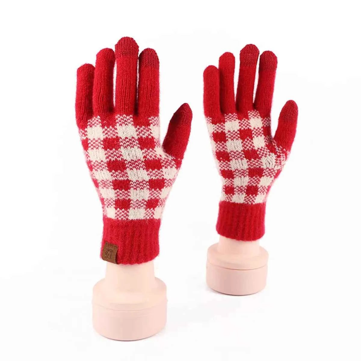 Heart Pattern Knitted Touchscreen Gloves