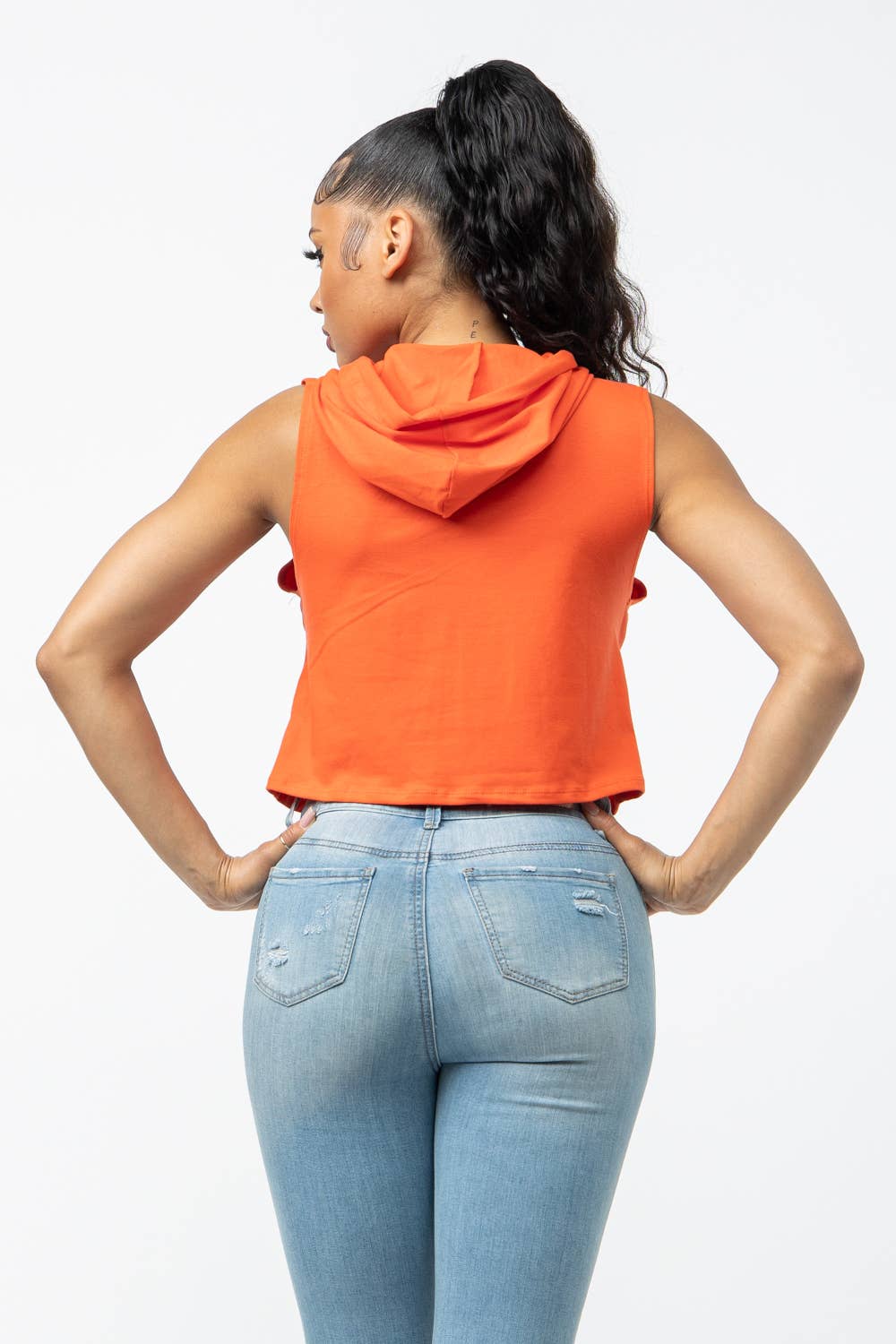 Cutout Street Hoodie  – Bulk Box of 6 (Orange)
$119.99 — Orange Streetwear Hoodie 6-Pack
Edgy. Bold. Built for standout styling.
Limited bulk drop.
