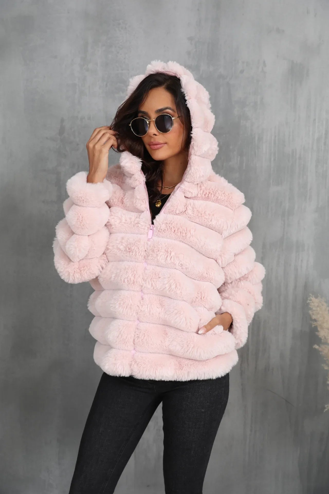 2026 Women’s Hooded Faux Fur Short Coat