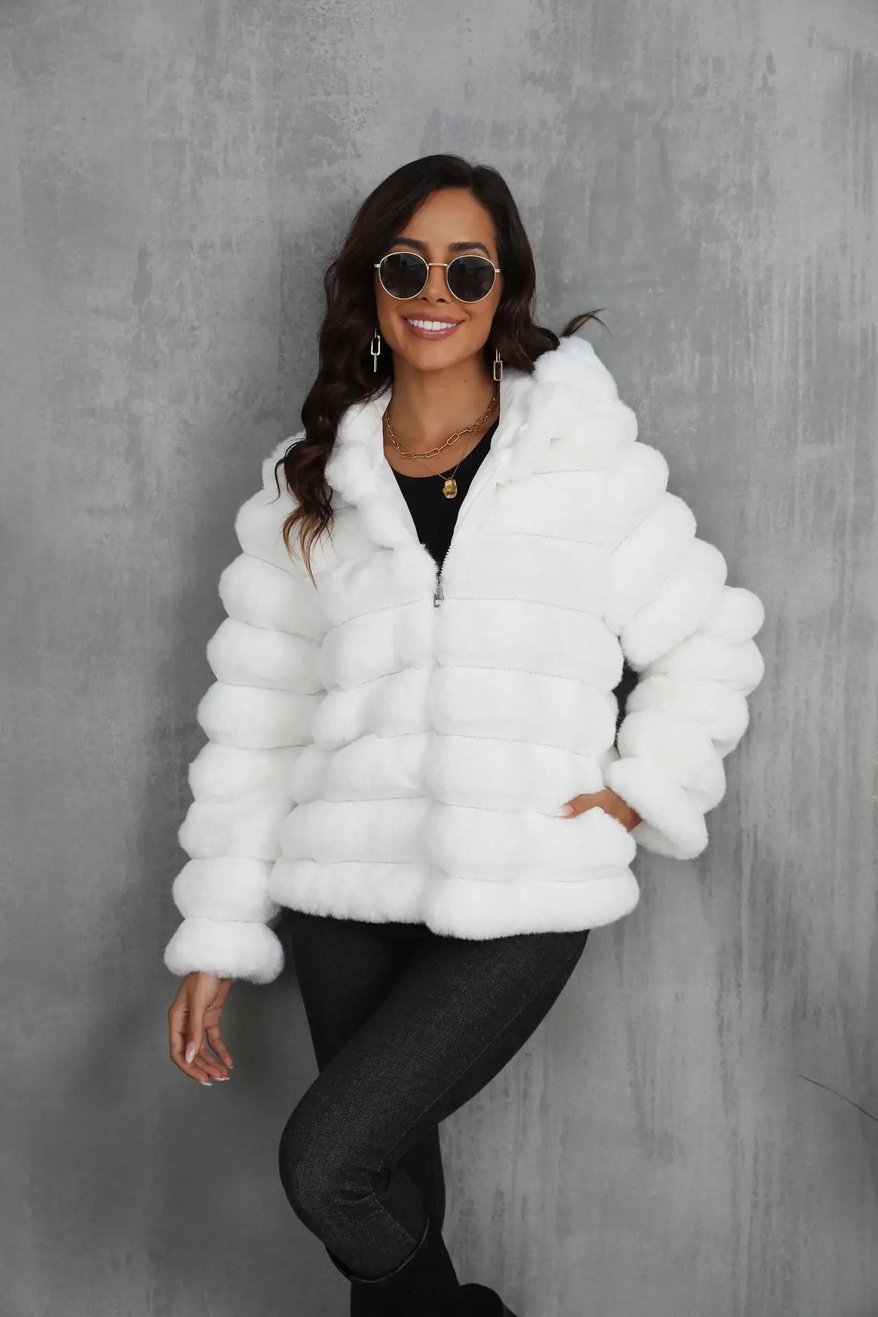 2026 Women’s Hooded Faux Fur Short Coat