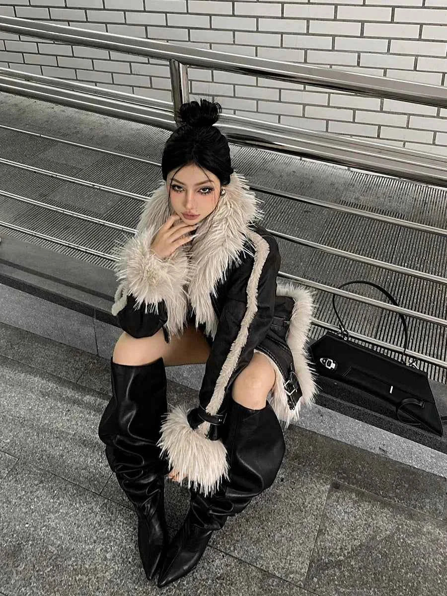 REDDA CHiC Faux Fur Collar Belted Leather Bomber Jacket – Women’s Biker Moto Streetwear Coat