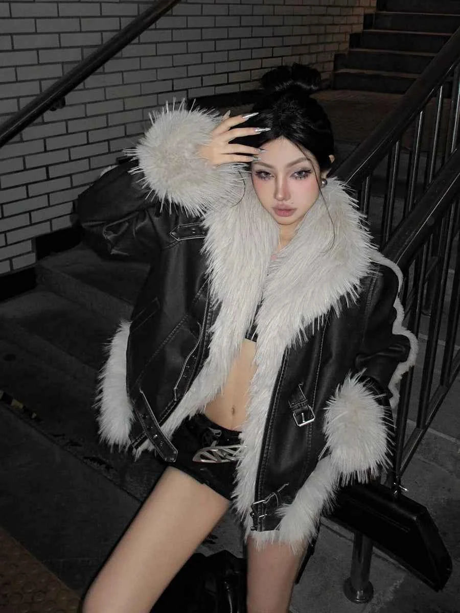 REDDA CHiC Faux Fur Collar Belted Leather Bomber Jacket – Women’s Biker Moto Streetwear Coat