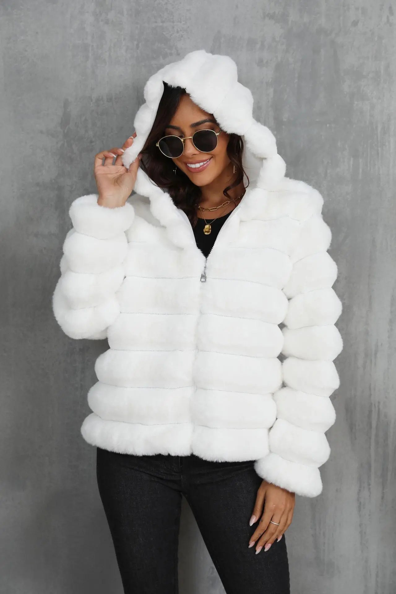 2026 Women’s Hooded Faux Fur Short Coat