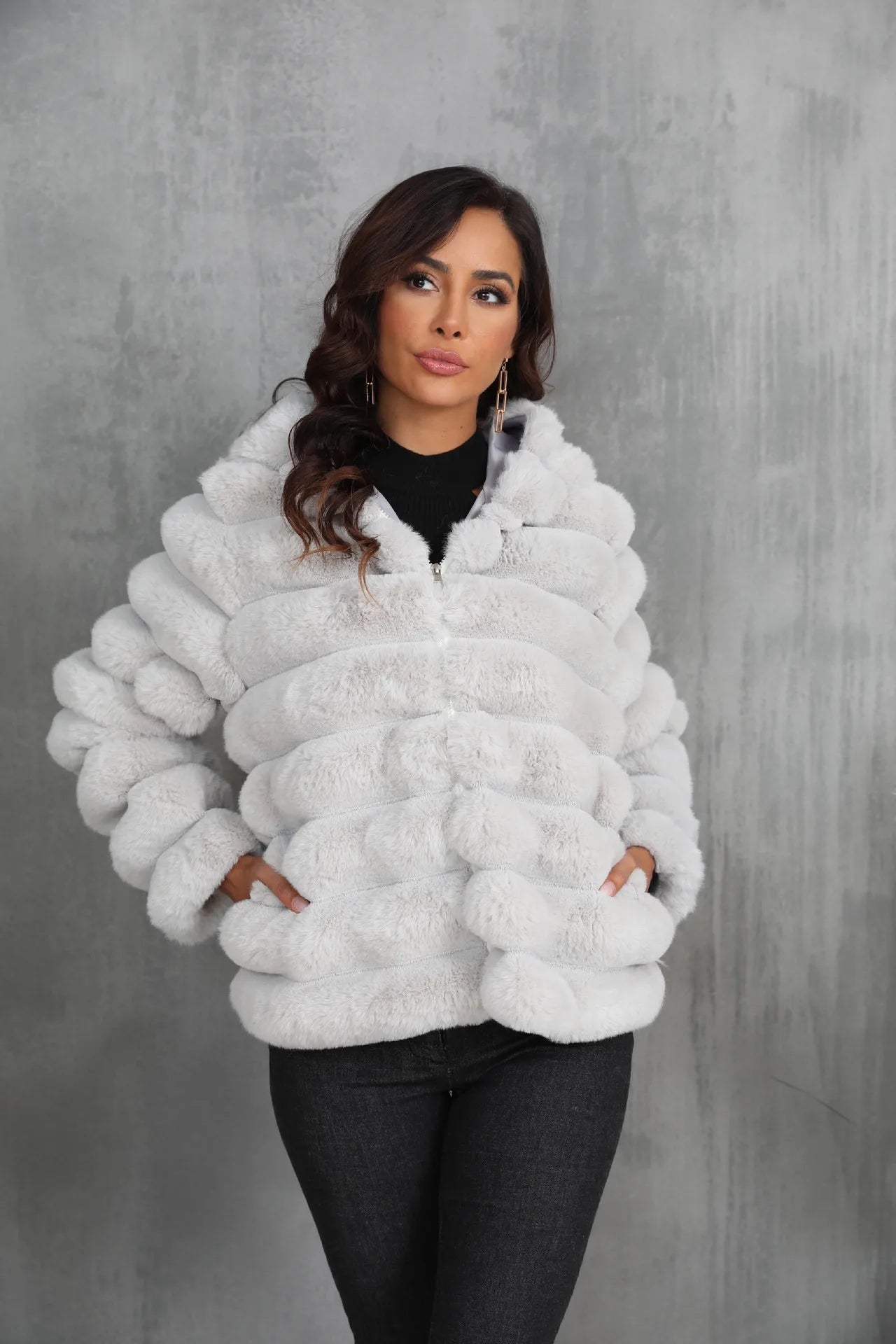 2026 Women’s Hooded Faux Fur Short Coat