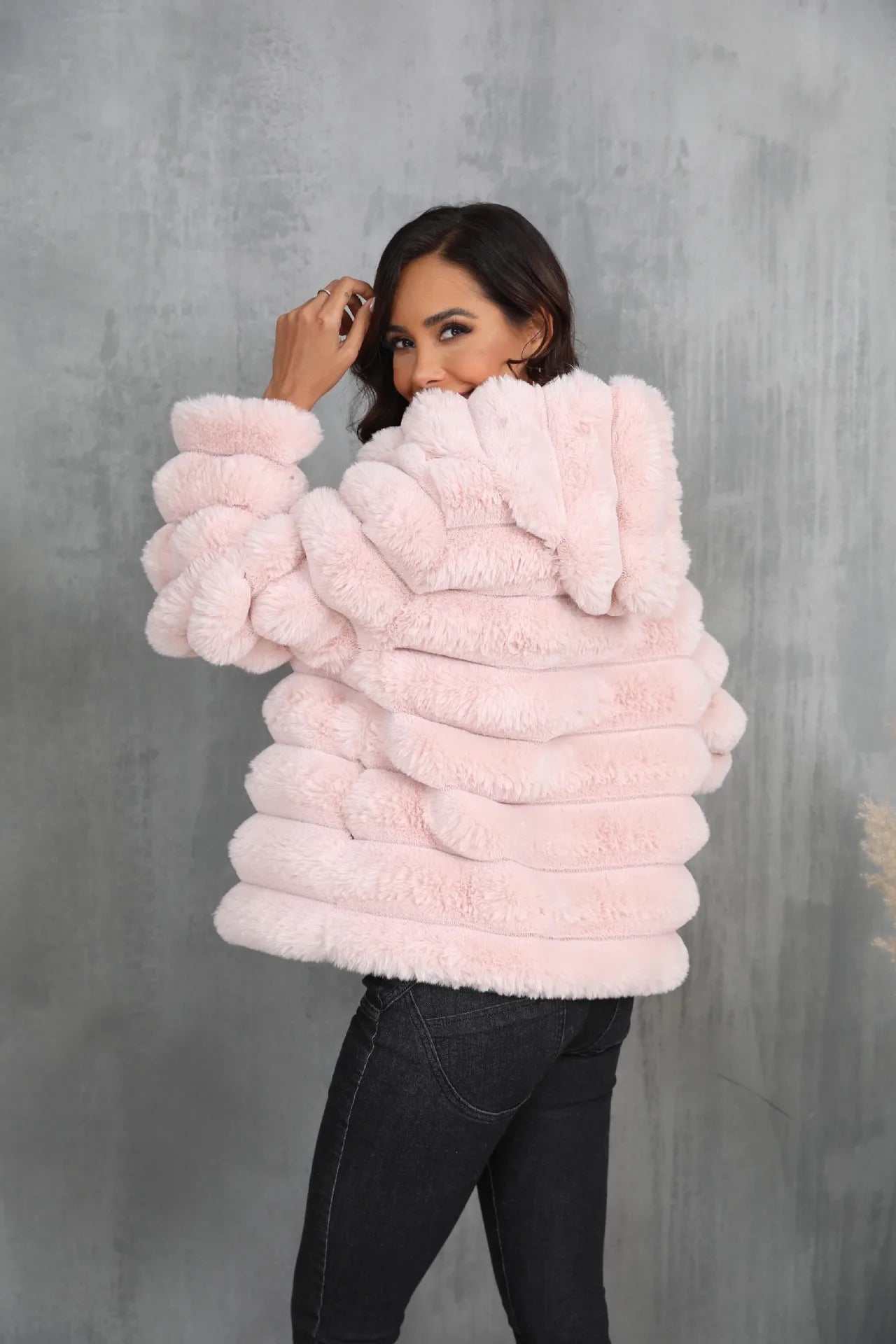 2026 Women’s Hooded Faux Fur Short Coat