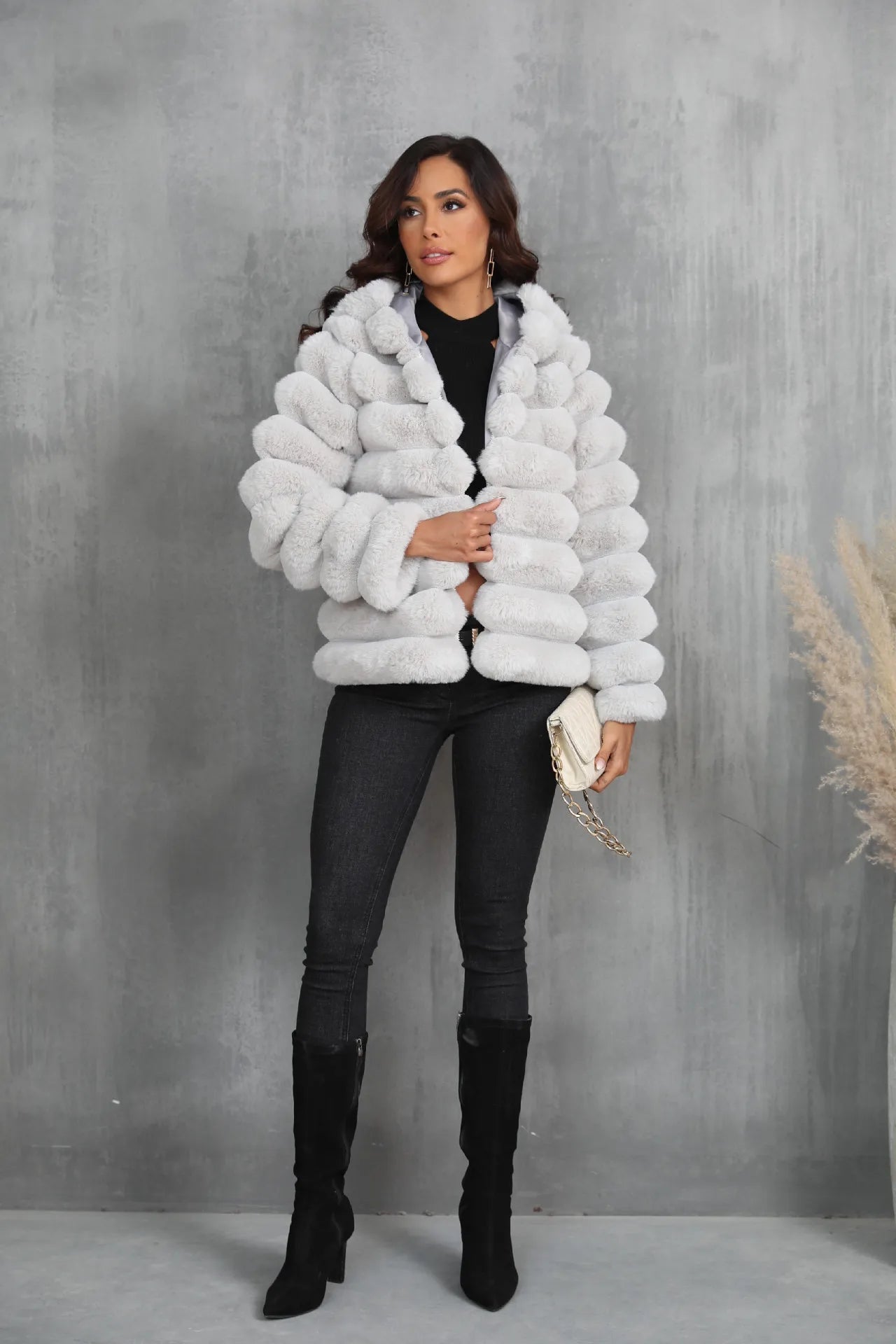 2026 Women’s Hooded Faux Fur Short Coat