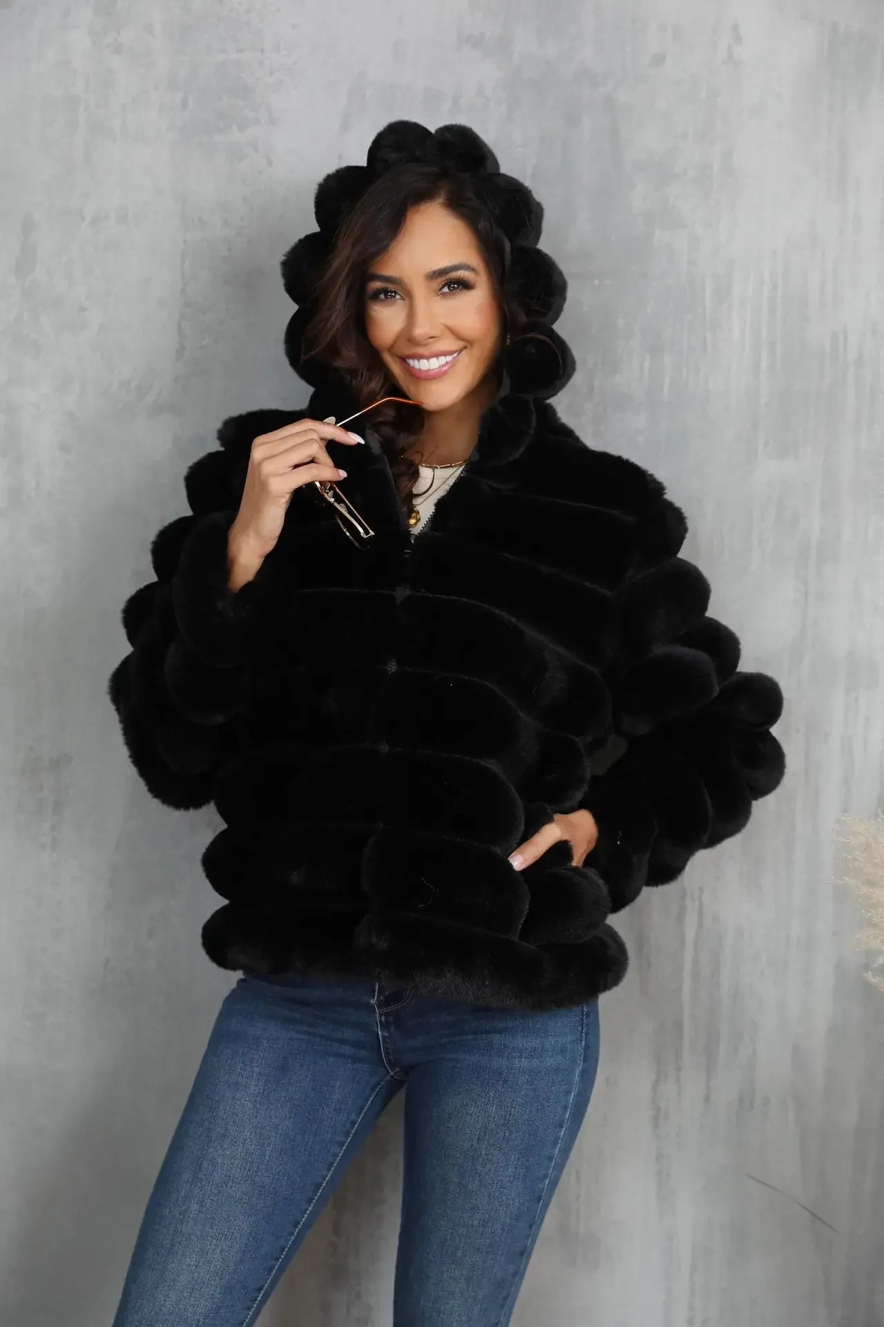 2026 Women’s Hooded Faux Fur Short Coat