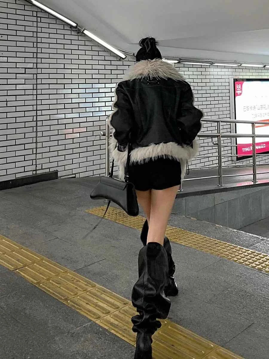 REDDA CHiC Faux Fur Collar Belted Leather Bomber Jacket – Women’s Biker Moto Streetwear Coat