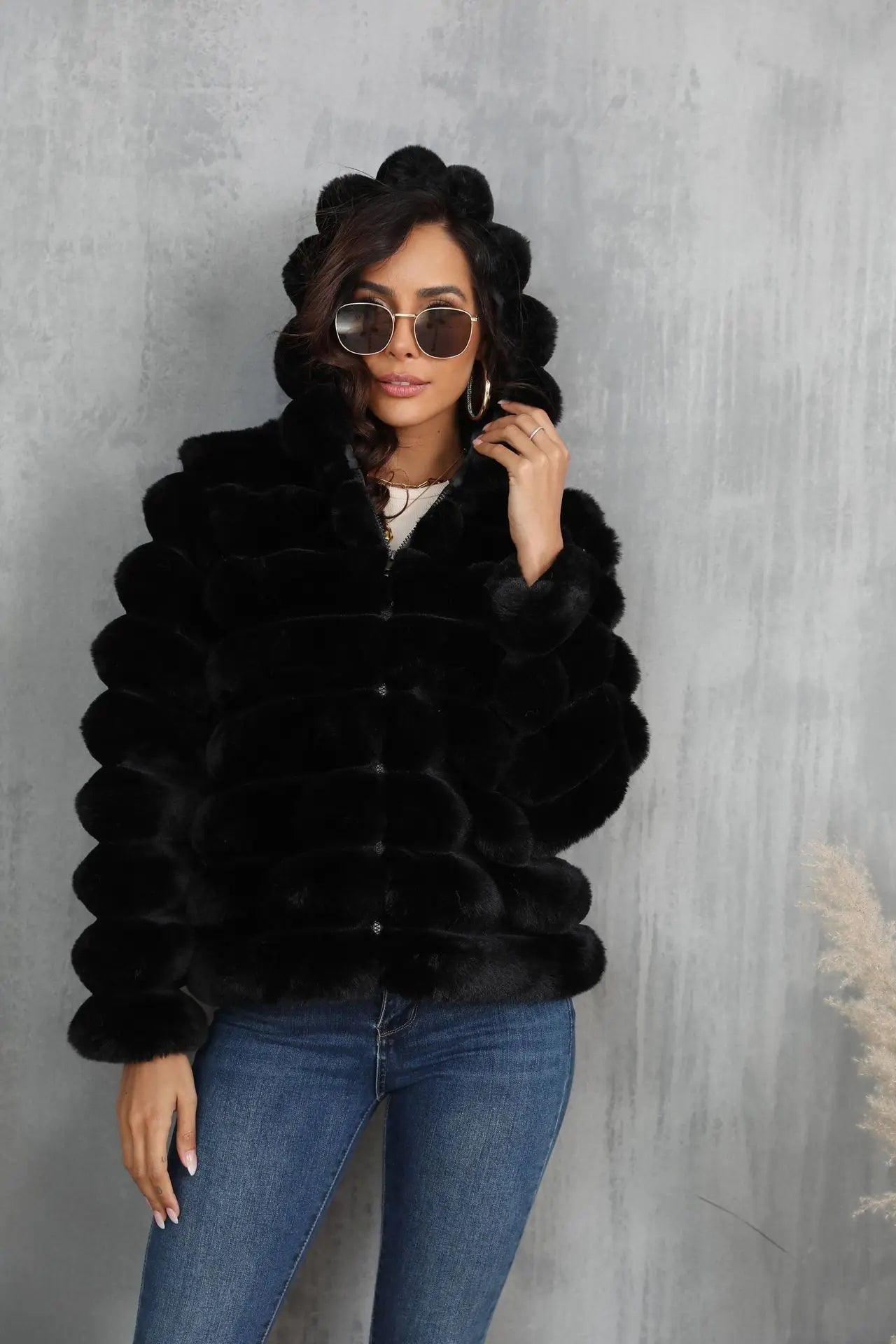 2026 Women’s Hooded Faux Fur Short Coat