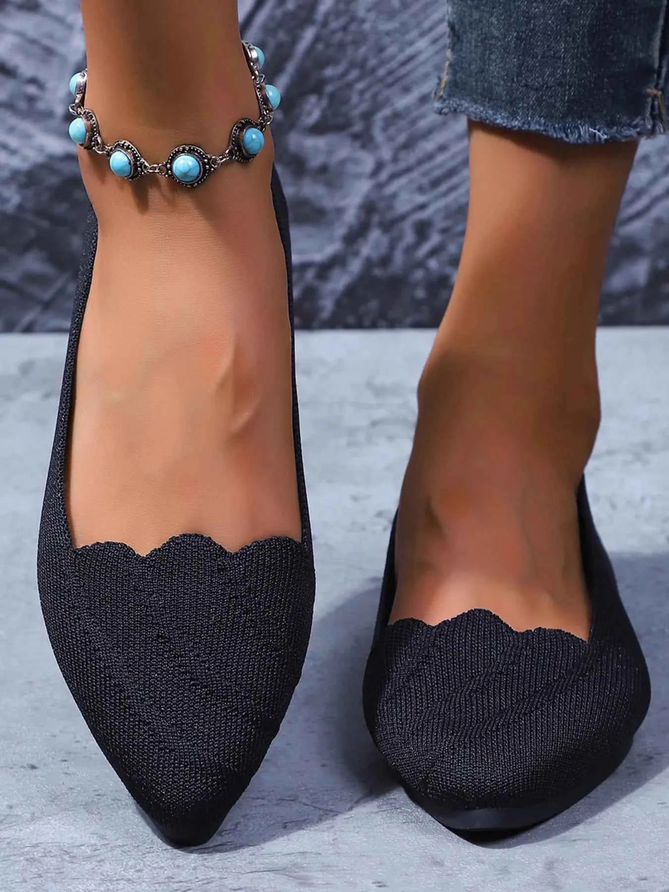 Scalloped Edge Pointed Toe Loafers