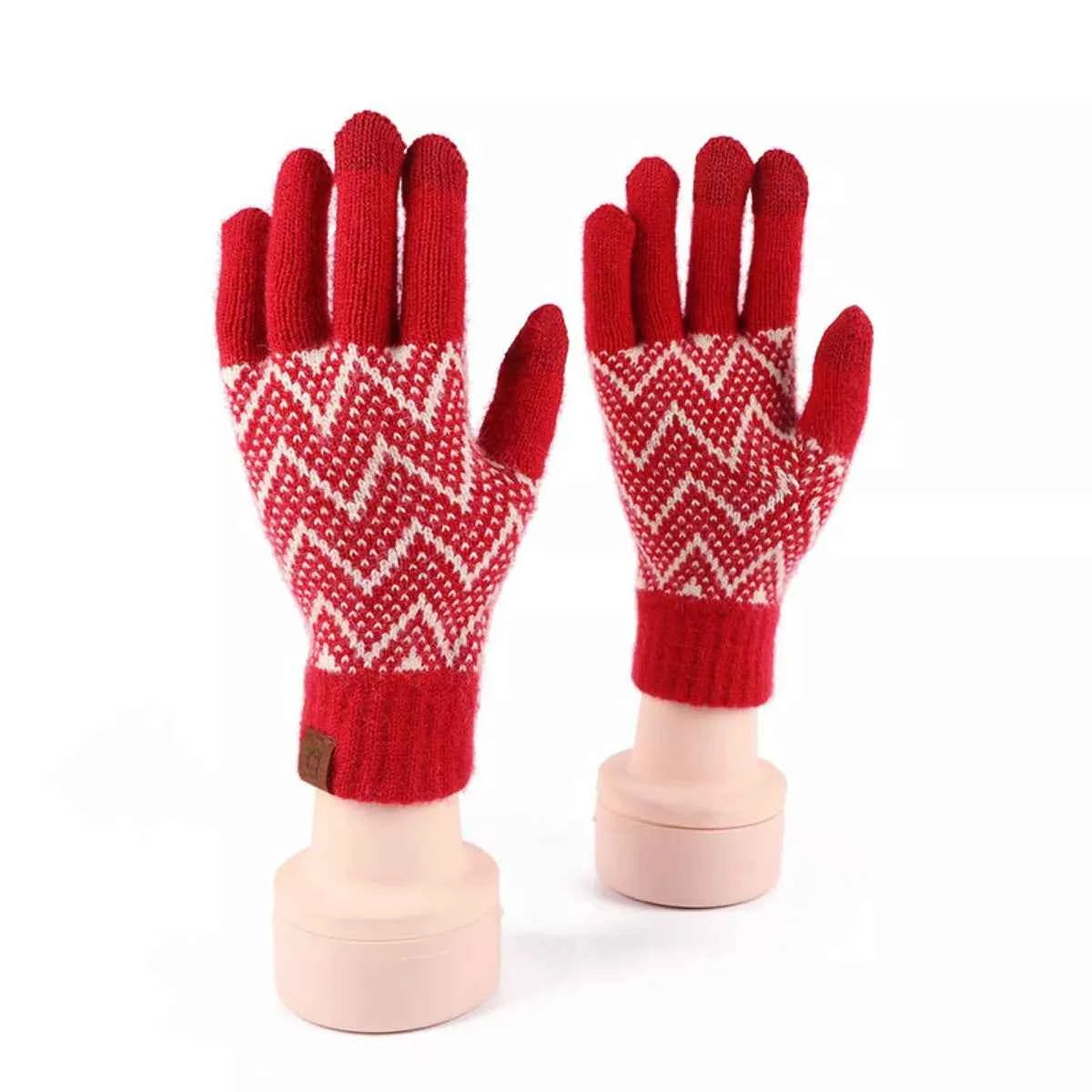 Heart Pattern Knitted Touchscreen Gloves