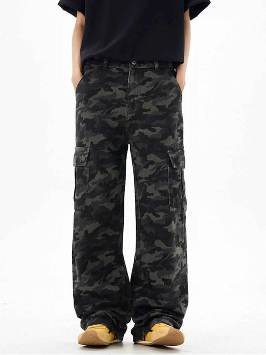 Men's Relaxed Fit Camo Cargo Pants