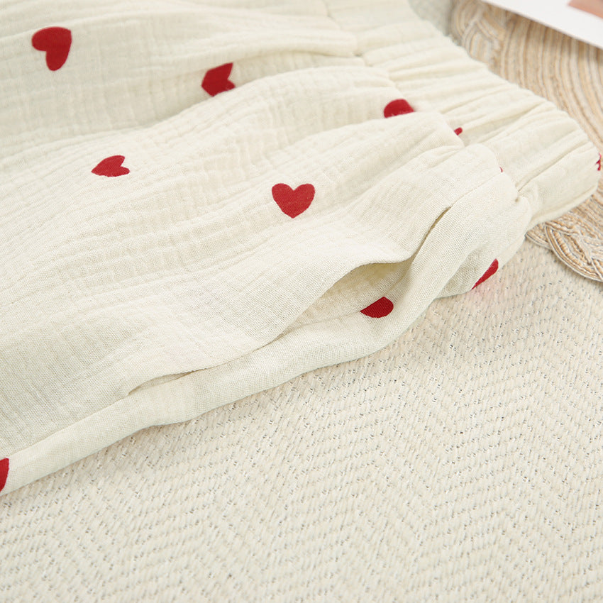 Pijama de dos piezas con estampado de corazones para mujer
